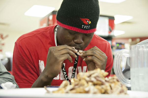 On a Wing and a Dare: TVCC students downs 61 wings in 15 minutes