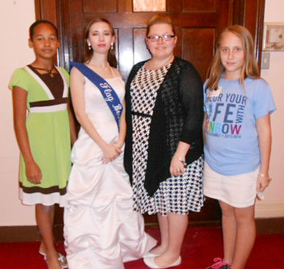 From left, Tylee Henderson, Carrie Currey, Michelle Sanderford, and Samantha Ramos.